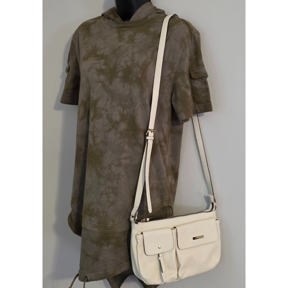 Nanette Lepore Crossbody Bag Cream Shoulder Purse Faux Leather Pockets Zip‎